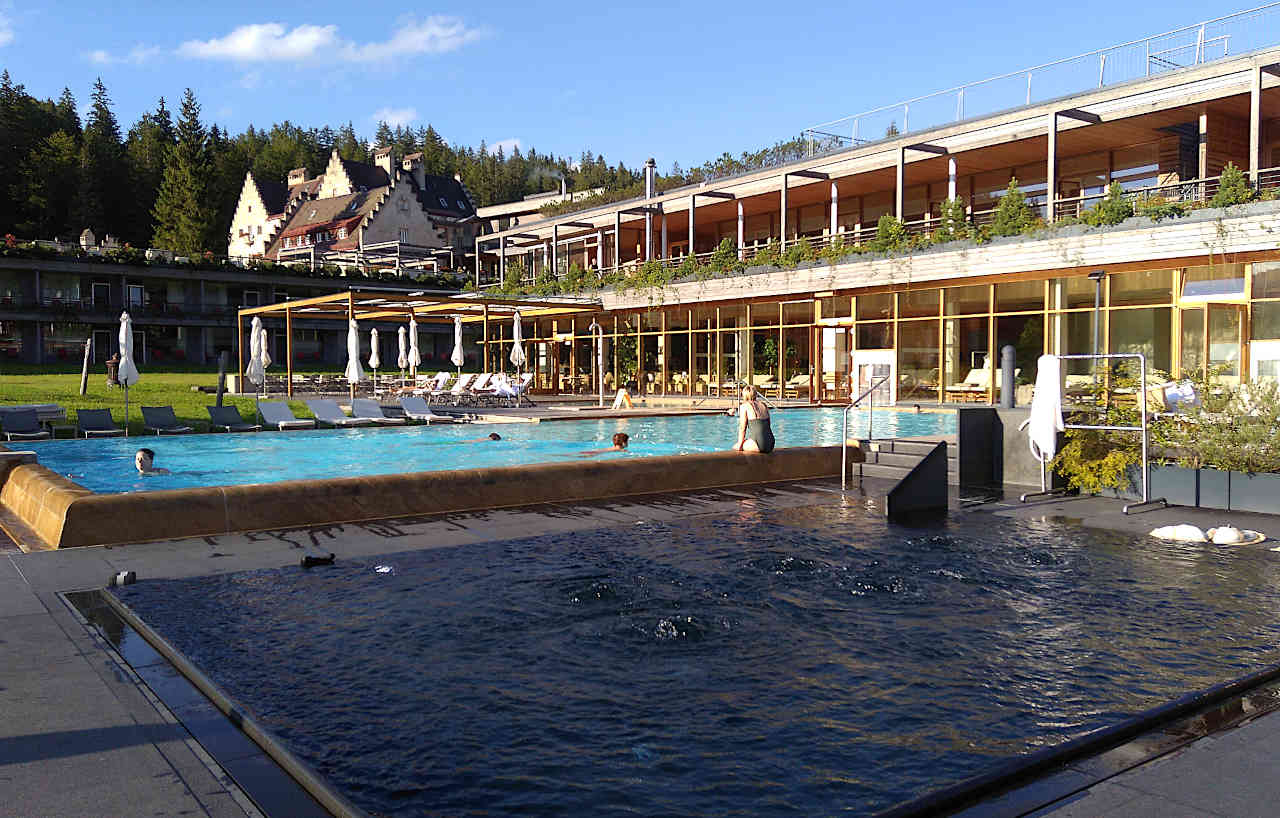 Das Kranzbach in Klais verfügt als einziges Hotel in Bayern über ein Badehaus mit Outdoor Onsen